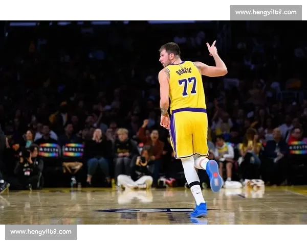 森林狼对决热火强强碰撞攻防博弈引爆焦点之战季后赛前瞻看点十足